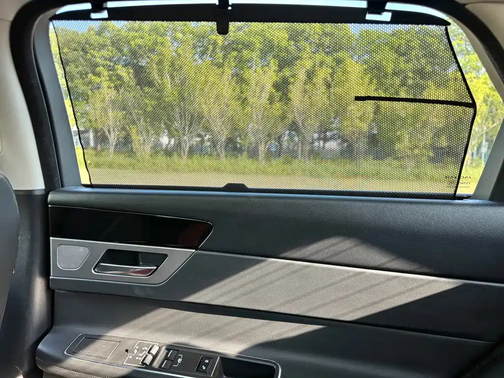 Jaguar XFL — миниатюра 19