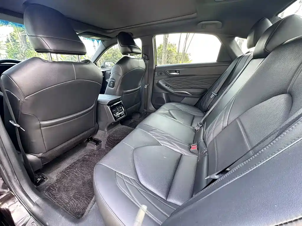 Toyota Avalon — миниатюра 7
