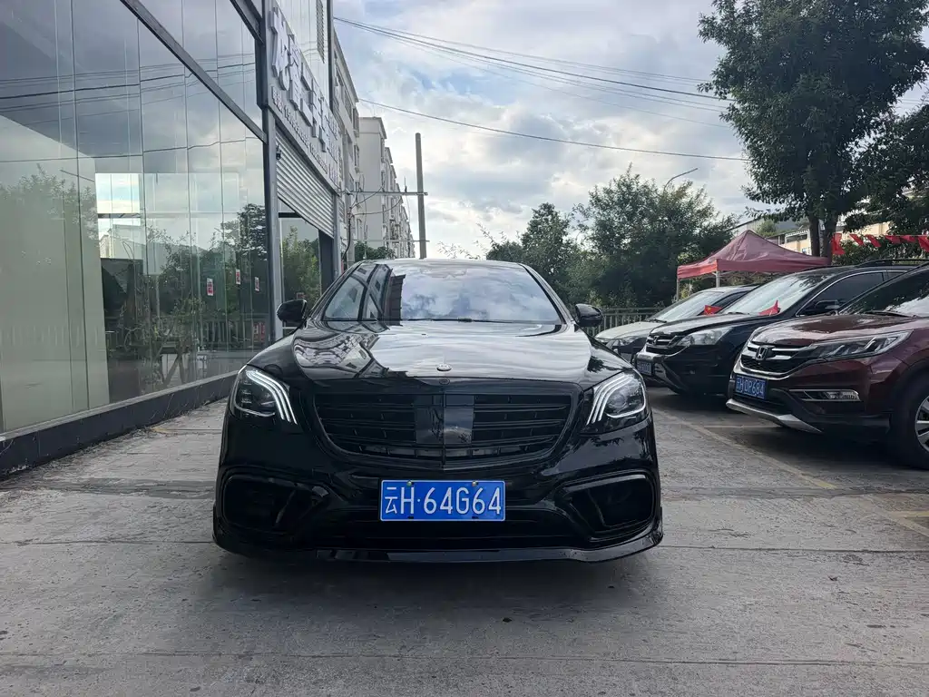 Mercedes-Benz S-Class — миниатюра 11