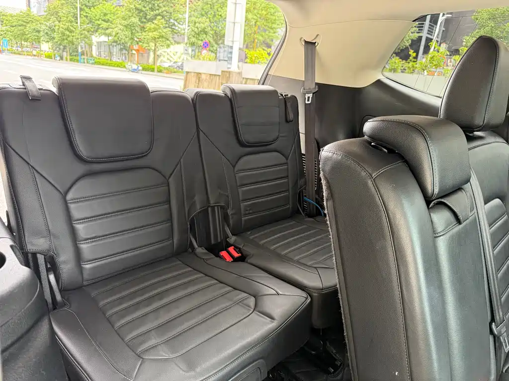 Ford Edge — миниатюра 36