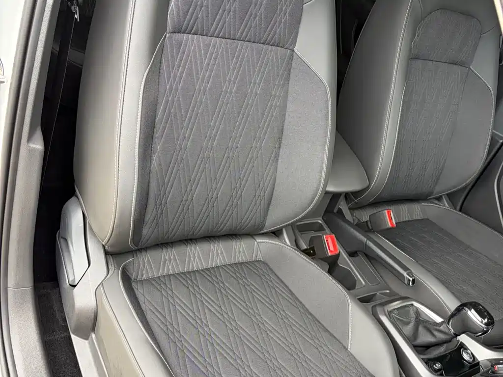 Volkswagen T-Cross — миниатюра 10