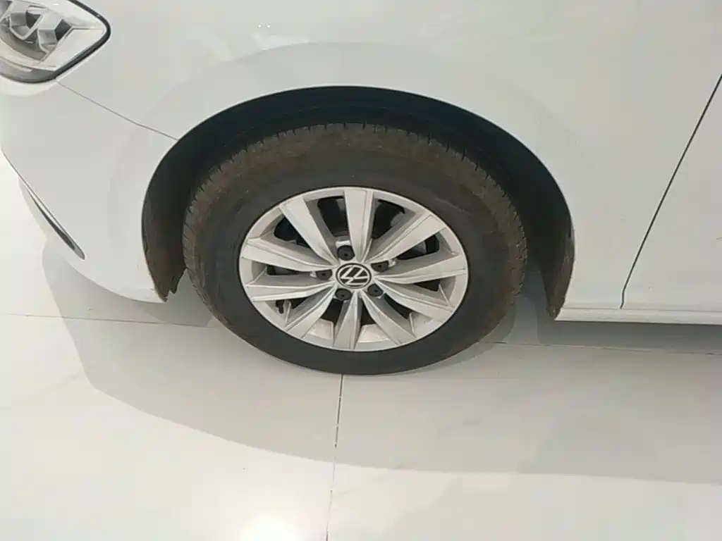 Volkswagen Lavida — миниатюра 23