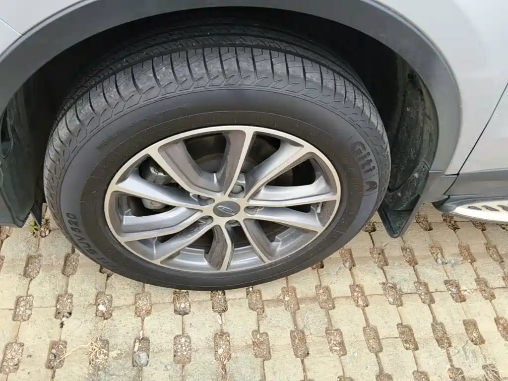 Geely Boyue — миниатюра 23