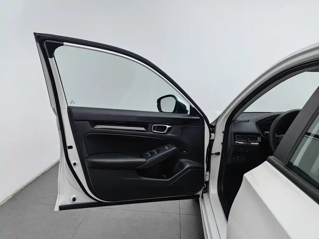 Honda Civic — миниатюра 8