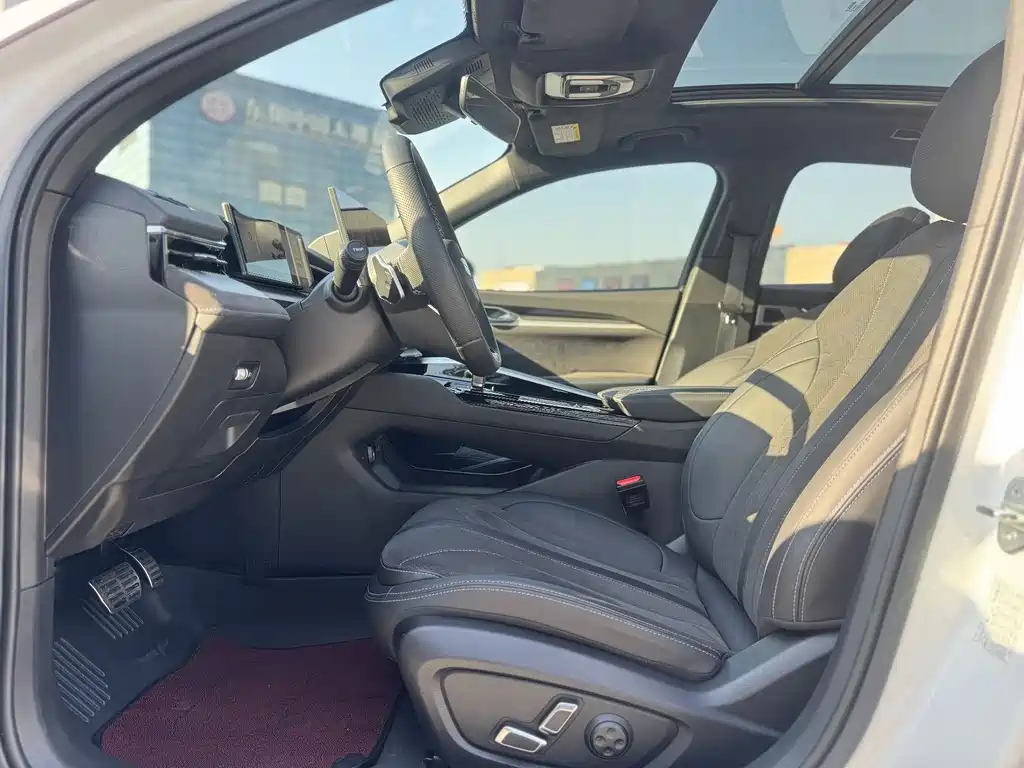 GEELY AUTOMOBILE XINGRUI