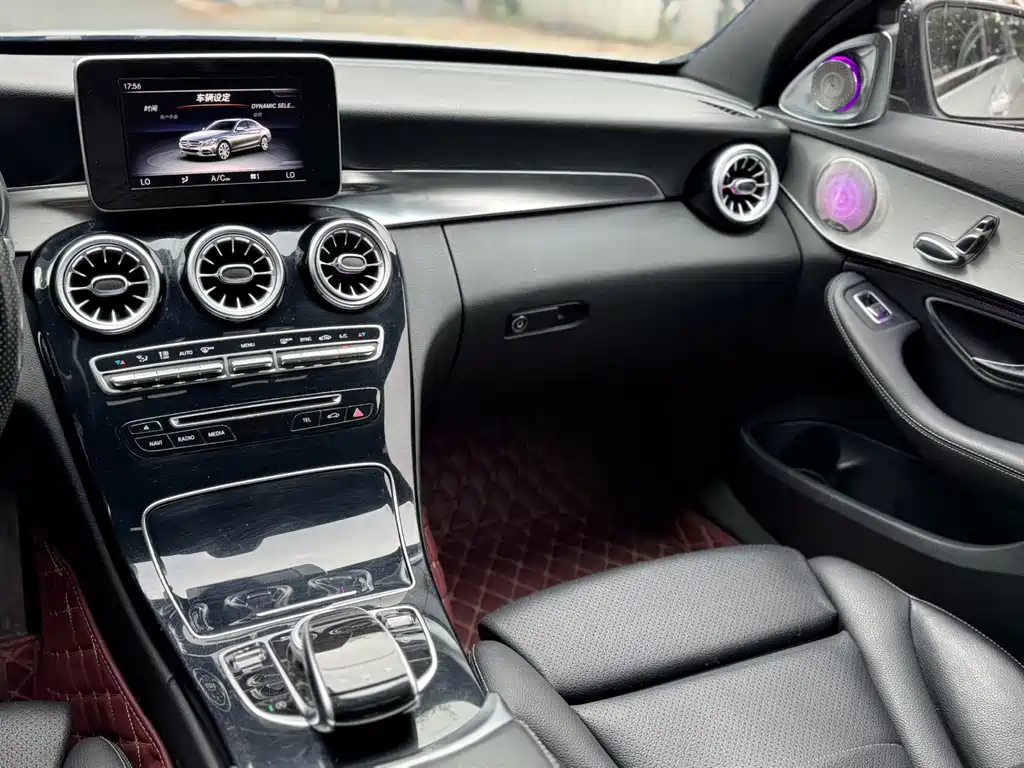 Mercedes-Benz C-Class — миниатюра 5