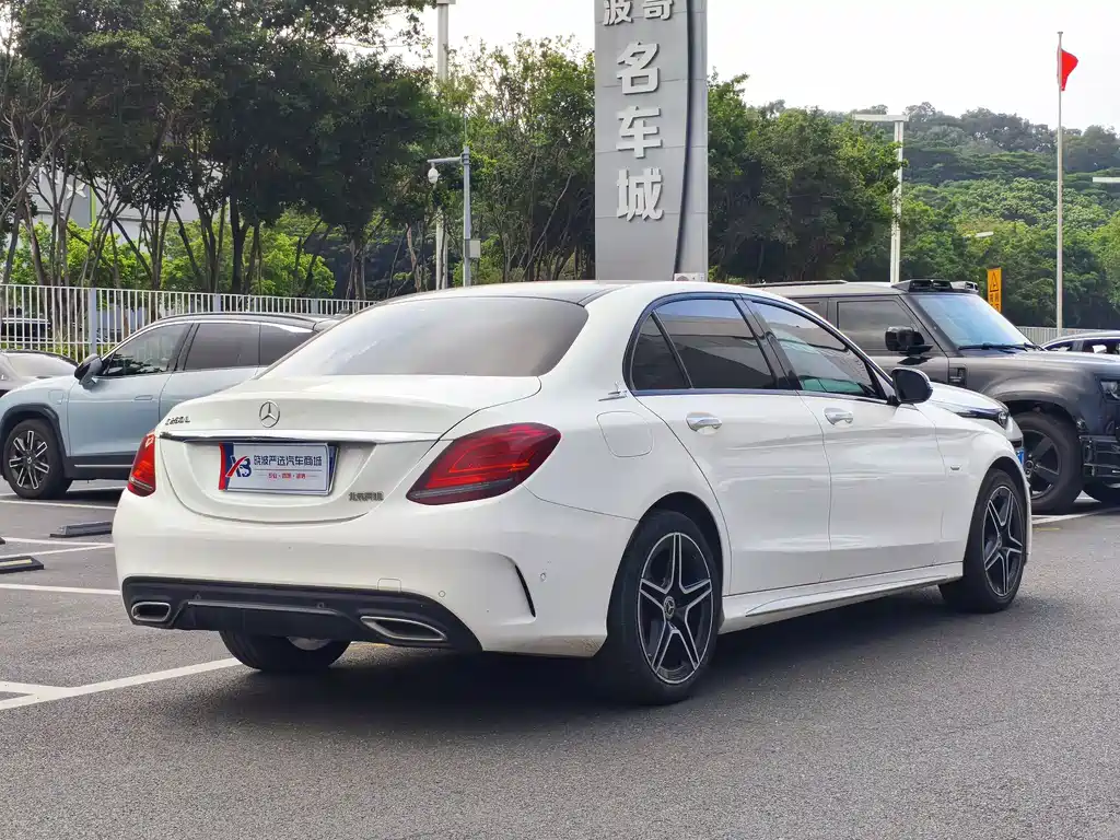 Mercedes-Benz C-Class — миниатюра 4