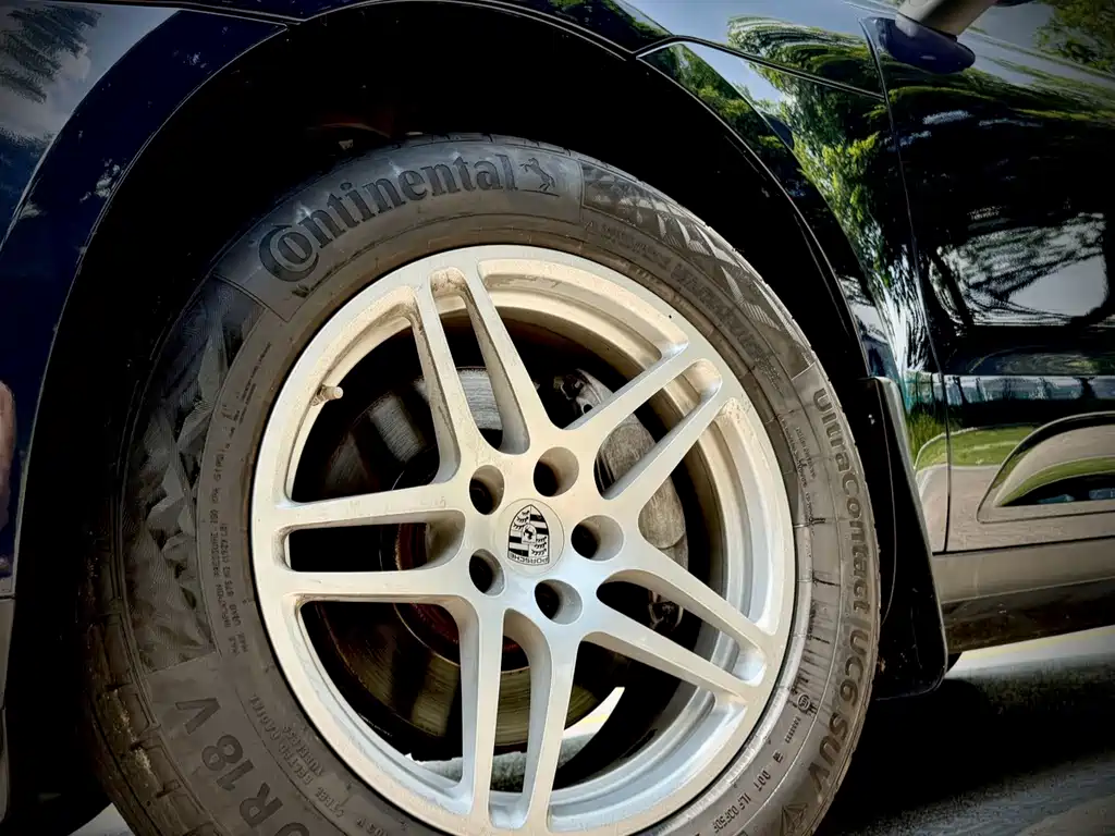 Porsche Macan — миниатюра 8