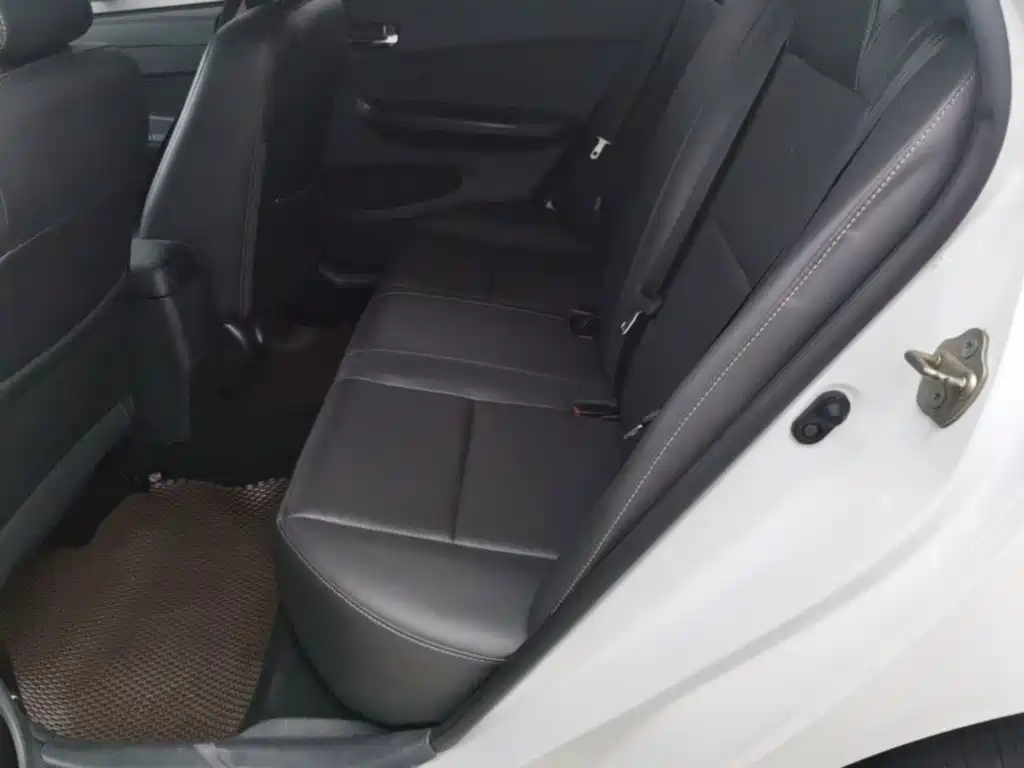 BYD F3 — миниатюра 17