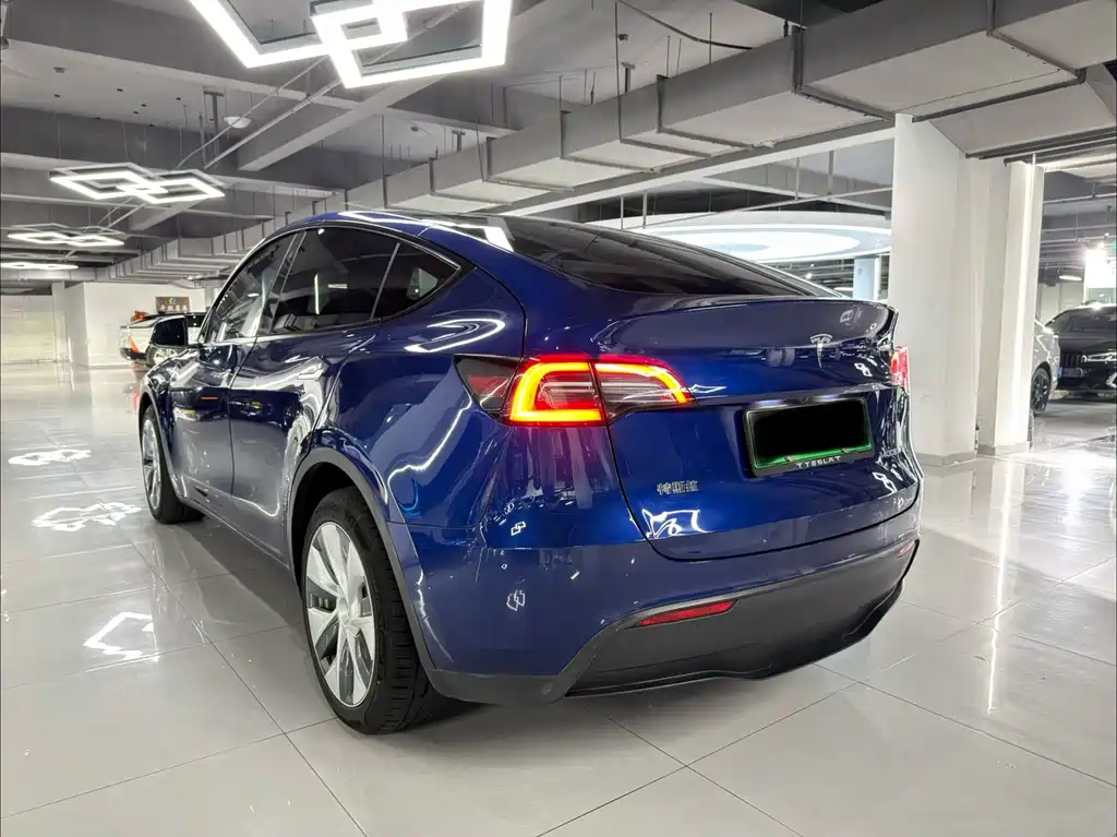 Tesla Model Y 2021 3D7