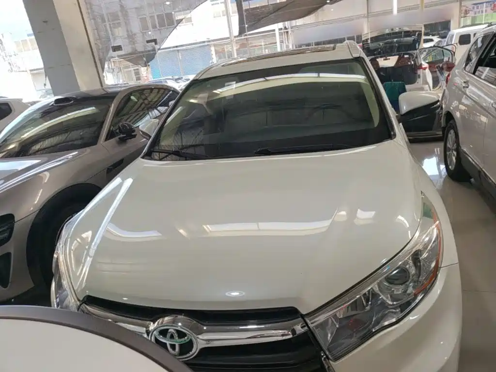 Toyota Highlander — миниатюра 3