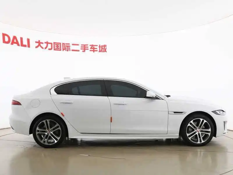 Jaguar XEL — миниатюра 5