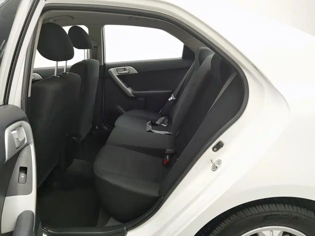 Kia Forte — миниатюра 15