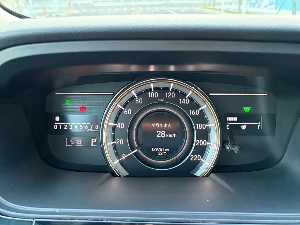 Honda Elysion — миниатюра 23