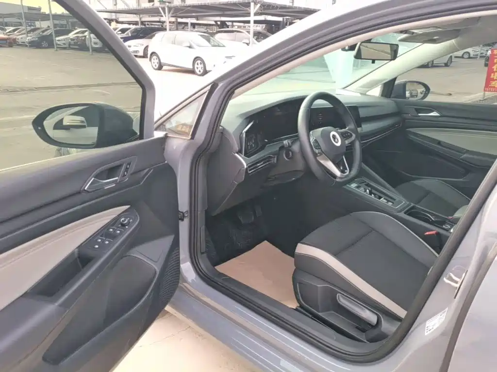 Volkswagen Golf — миниатюра 16