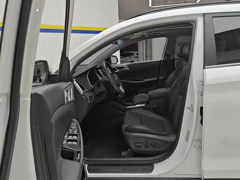 Hyundai Tucson — миниатюра 9
