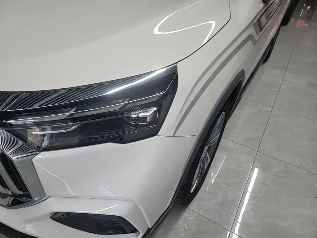 Geely Haoyue L — миниатюра 24
