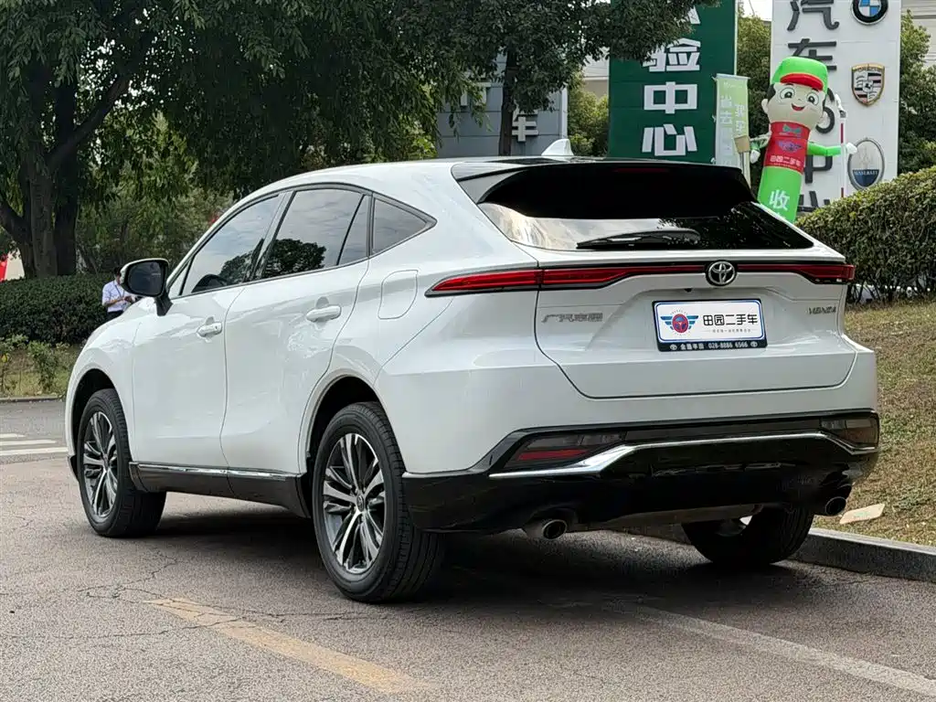Toyota Venza 2023 2.0L CVT Luxury