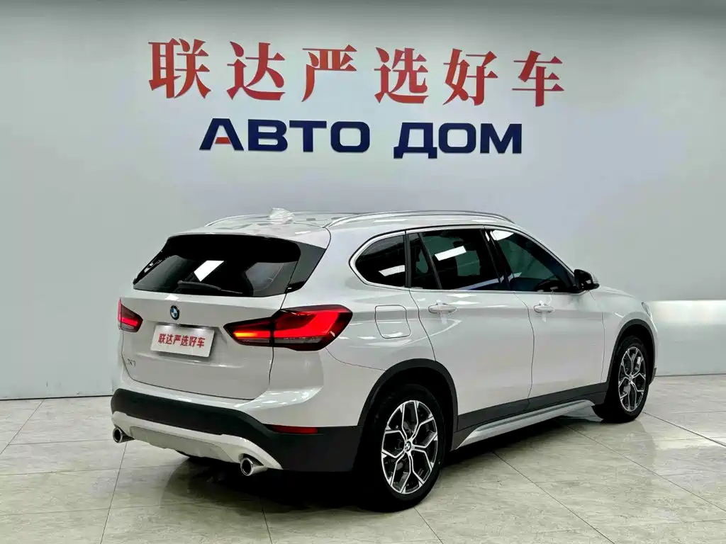 BMW X1 2022 — фото 6