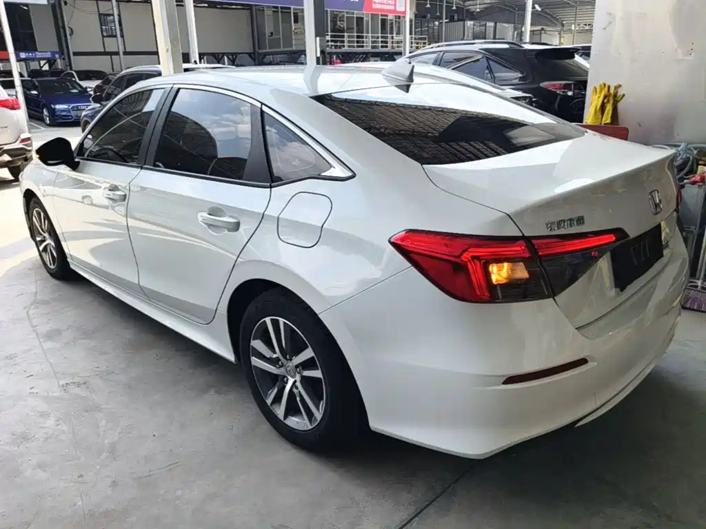 Honda Civic — миниатюра 5