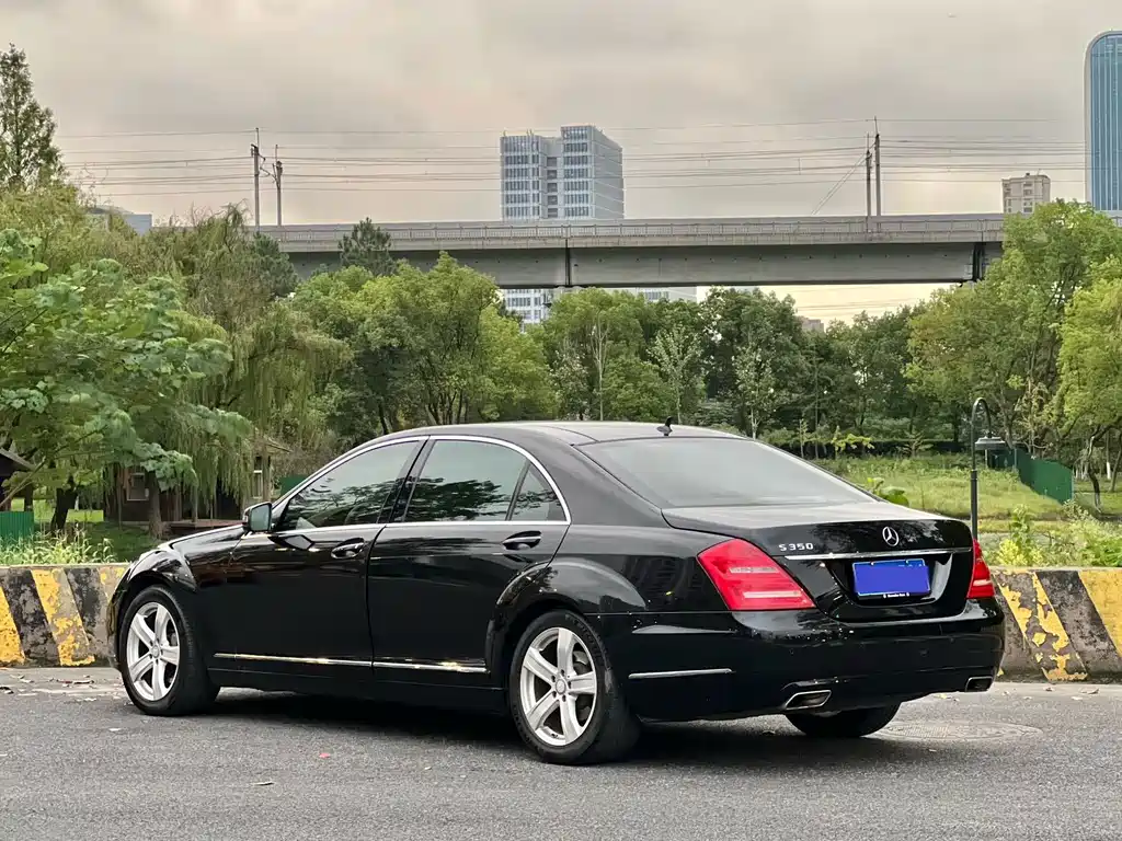 Mercedes-Benz S-Class — миниатюра 4