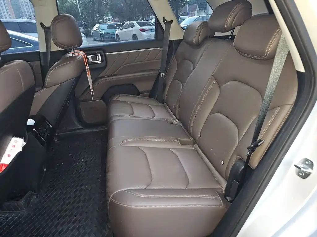 Wuling Xingguang 560 — миниатюра 18