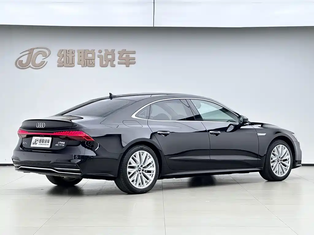 Audi A7L — миниатюра 5