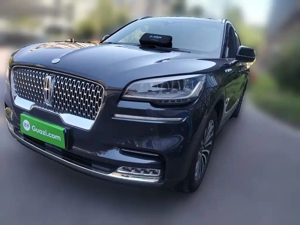Lincoln Aviator — миниатюра 2