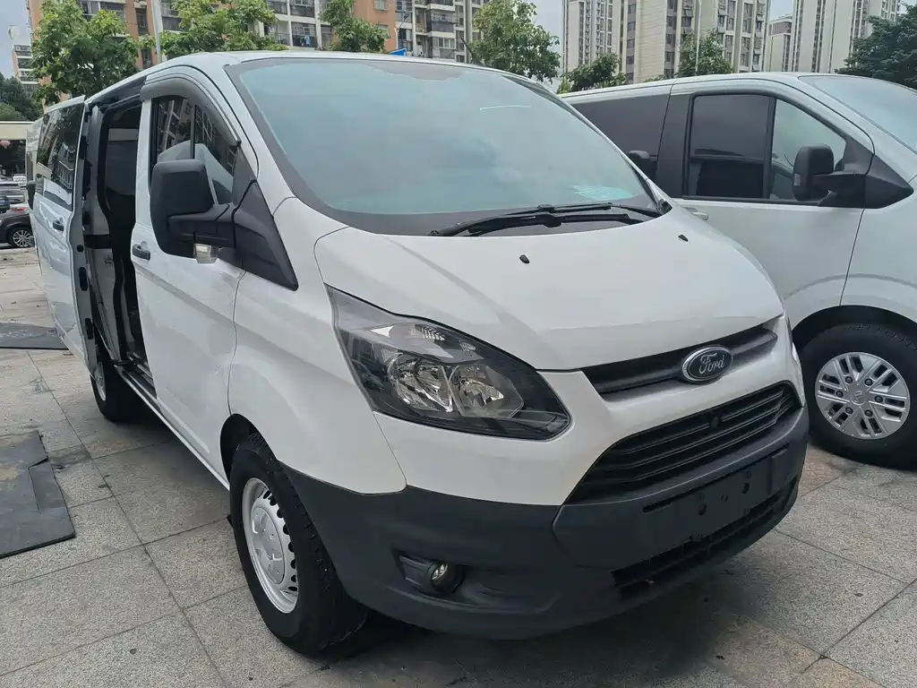 Ford Transit — миниатюра 3