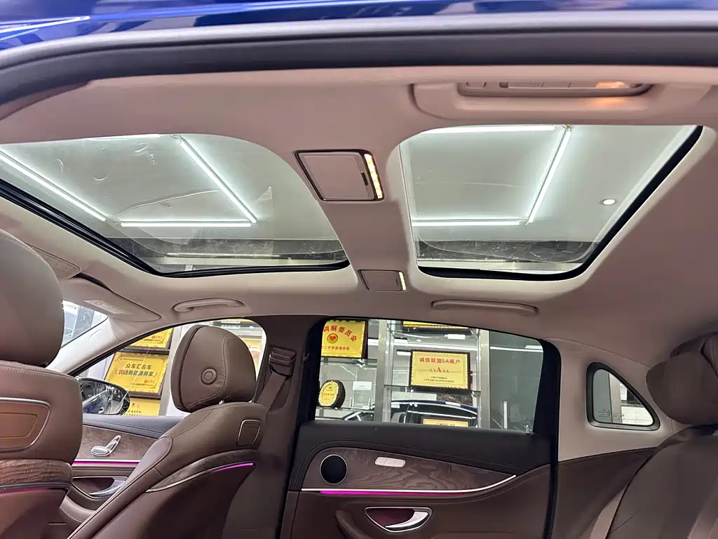 Mercedes-Benz E-Class — миниатюра 9