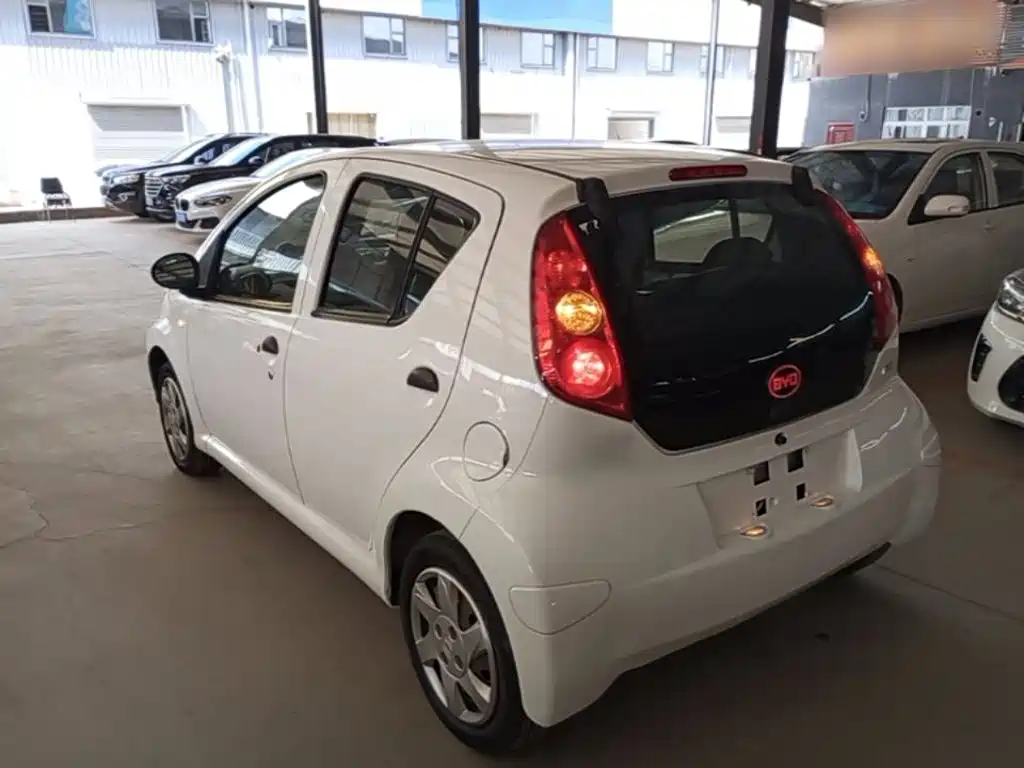 BYD F0 — миниатюра 5