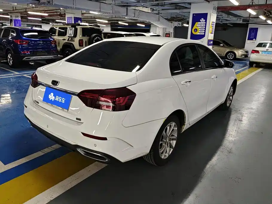 Geely Emgrand — миниатюра 3