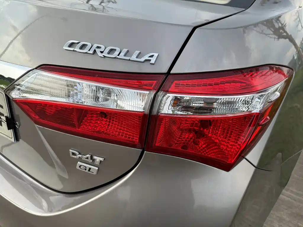 Toyota Corolla — миниатюра 10