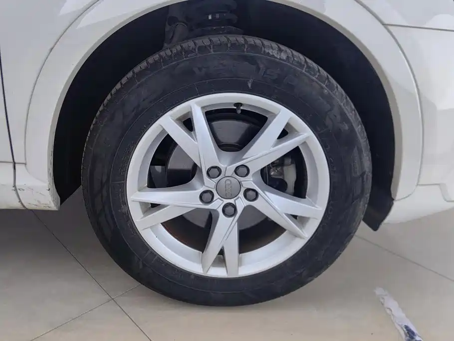 Audi Q3 — миниатюра 6