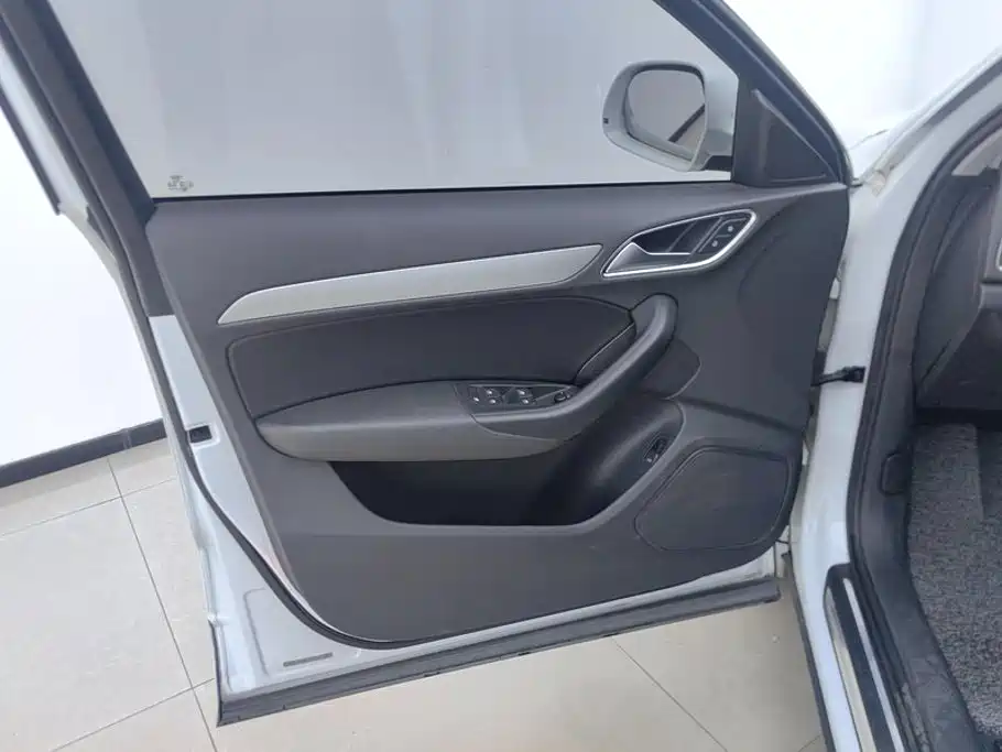 Audi Q3 — миниатюра 7