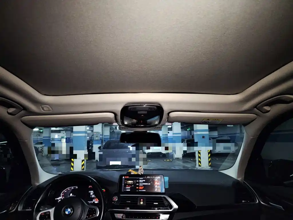 BMW X3 — миниатюра 9
