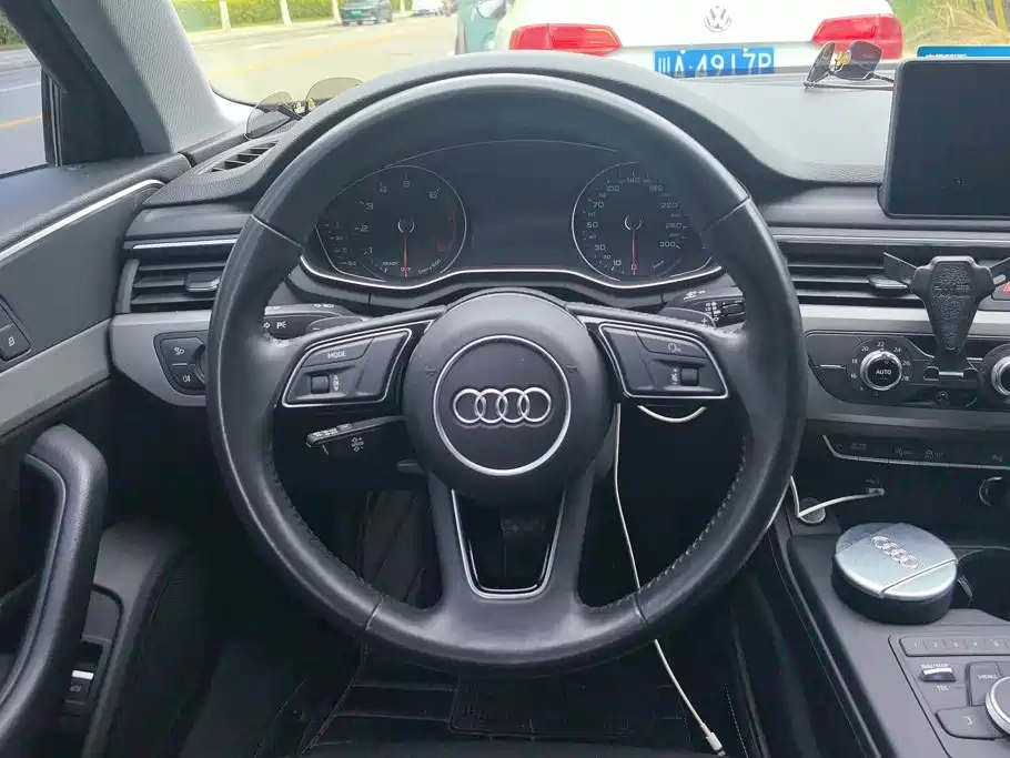 Audi A4L — миниатюра 15