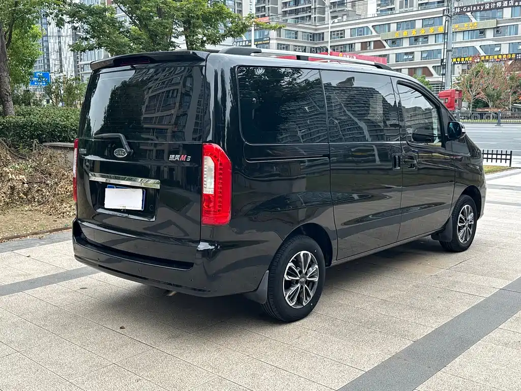 JAC Refine Refine M3 — миниатюра 5