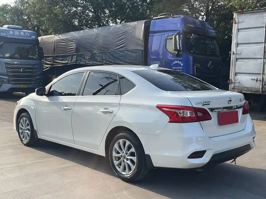 Nissan Sylphy — миниатюра 7