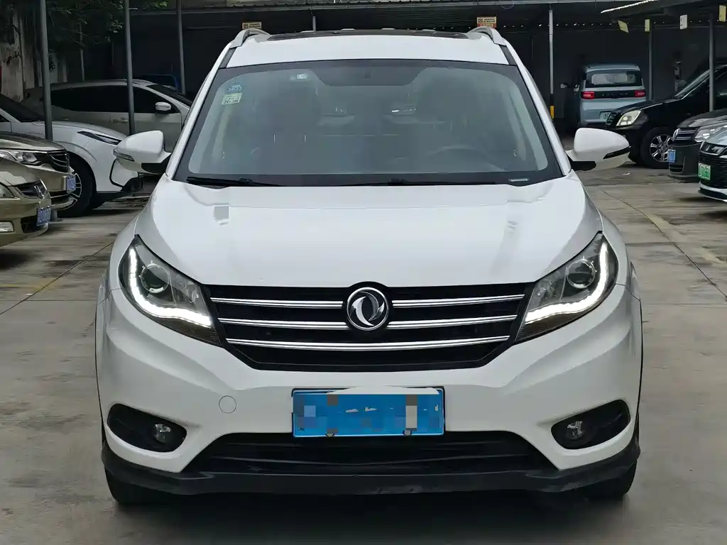 Dongfeng 580 2017 1.5T CVT Comfort
