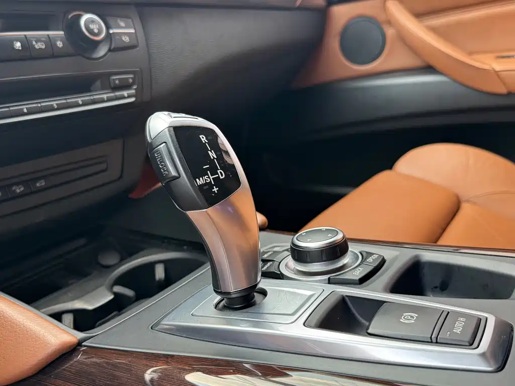 BMW X6 — миниатюра 14