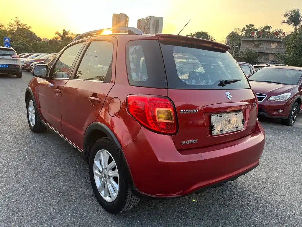 Suzuki SX4 1.6L Manual Cool Sharp Type, фото 4