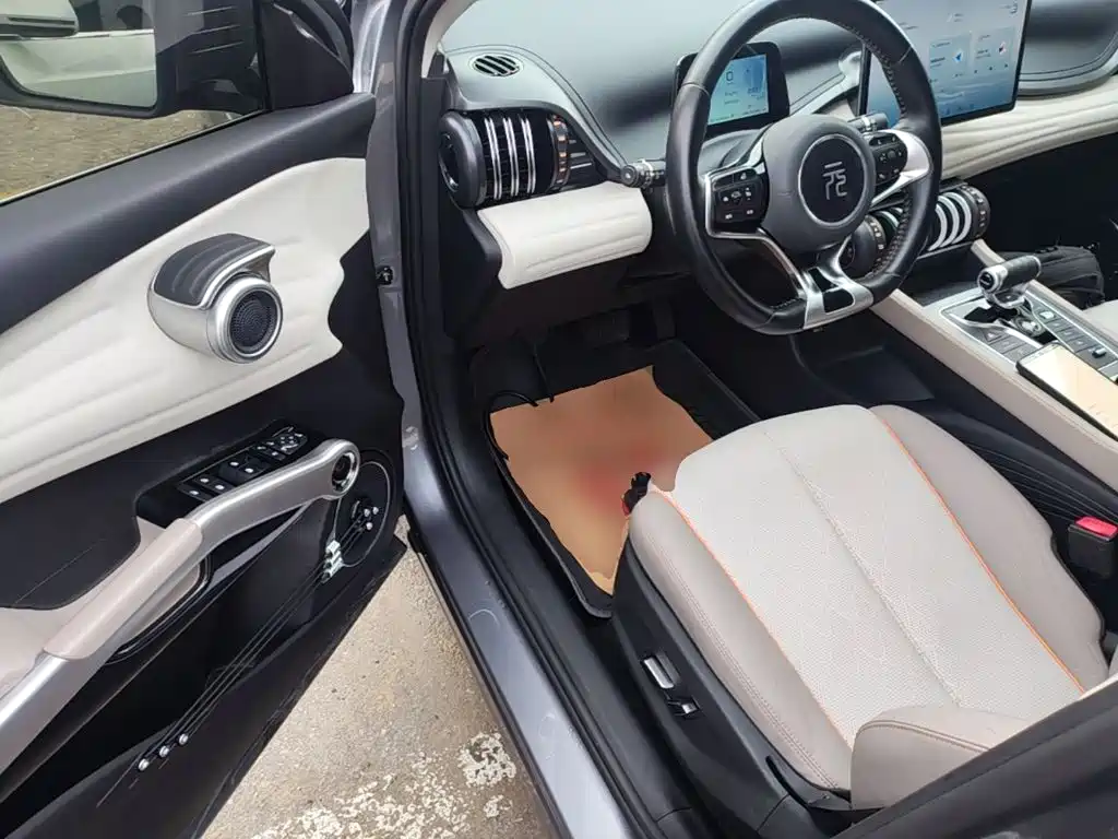 BYD Yuan Plus — миниатюра 16
