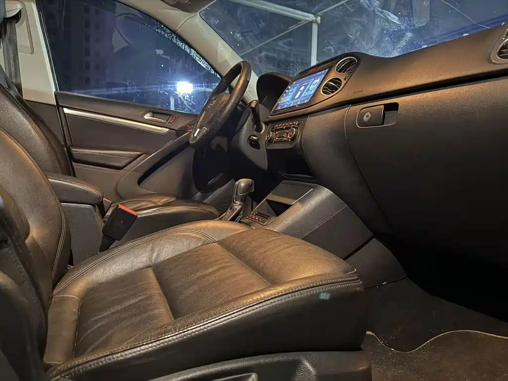 Volkswagen Tiguan — миниатюра 15
