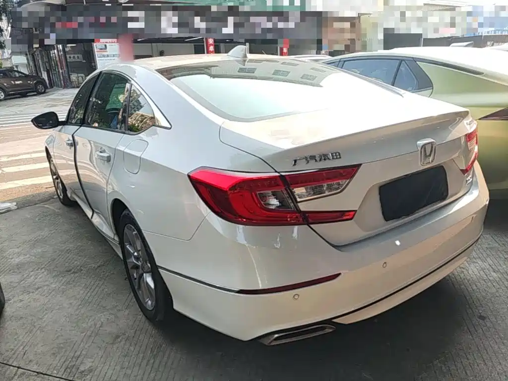 Honda Accord — миниатюра 5