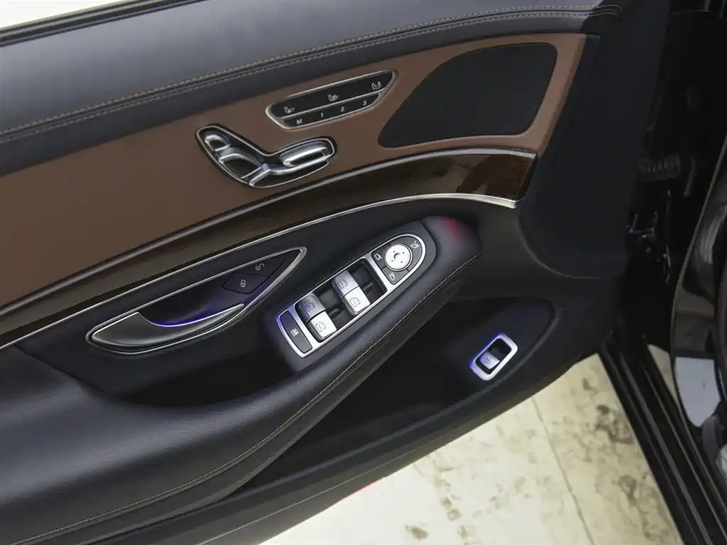 MERCEDES-BENZ S CLASS