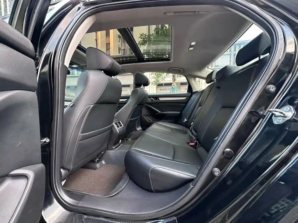 Honda Inspire — миниатюра 4
