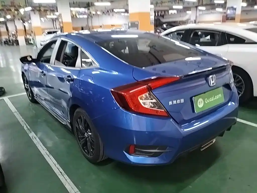 Honda Civic — миниатюра 5