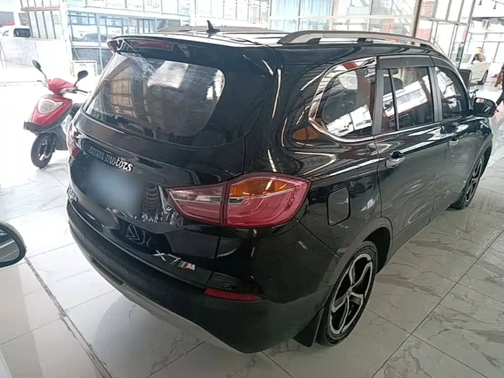 SWM SWM X7 — миниатюра 7