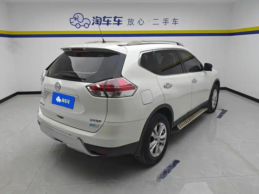 Nissan X-Trail 2.0L CVT Comfort Edition 2WD, фото 3